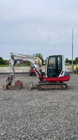 Takeuchi TB 235 POWERTILT 