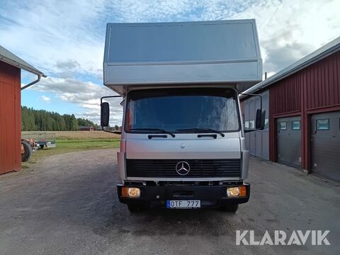 Mercedes 1320 3
