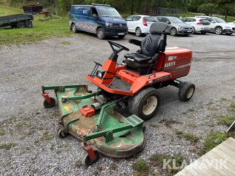 Kubota F2000