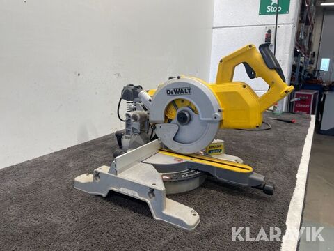 DeWalt DW777 2