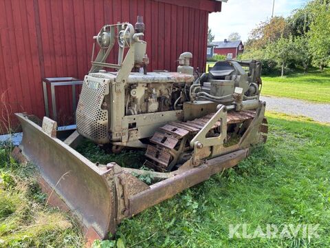 CAT D4