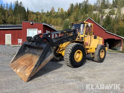 Volvo 4400