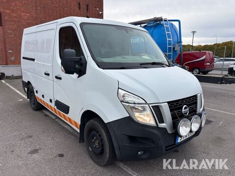Nissan NV400 3