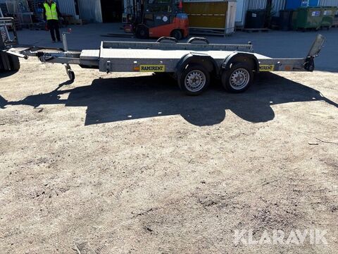 Maskintrailer vezeko hydrauliskt höj och sänkbar 2