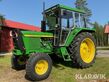 John Deere 2130
