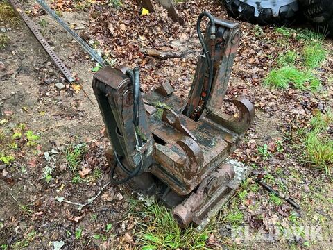Sonstige Bofors TH 18