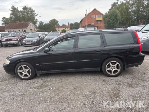 Volvo V70 3