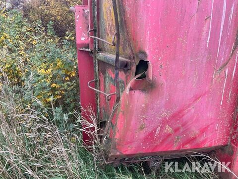 Container fylld med på fälg 3
