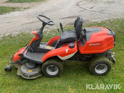R216T AWD 2