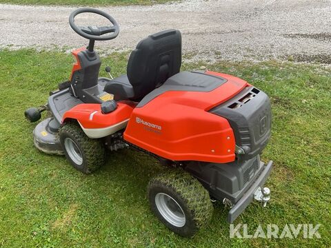 R216T AWD 3