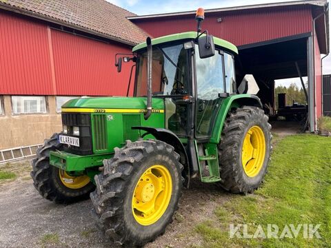 John Deere 6110