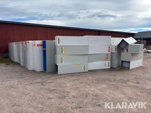 Klädskåp ca 50 st 2