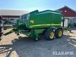 John Deere 744