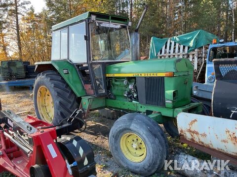 John Deere 3130 2