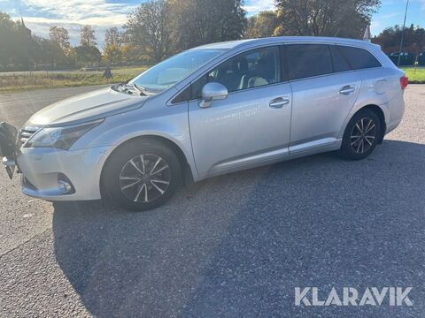 Toyota Avensis 2