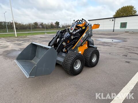 Giant Sk202D
