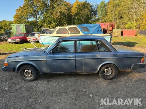 Volvo 240 GL 2