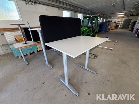 Kinnarps Höj/sänk skrivbord. Kinnarps 3