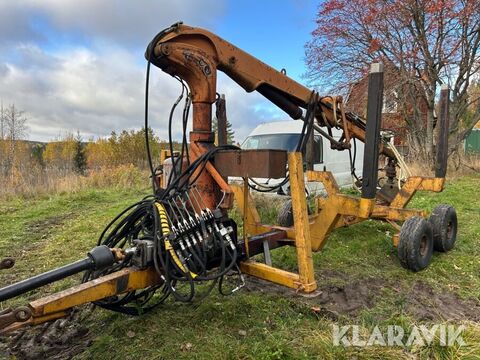 Sonstige Timmervagn med kran