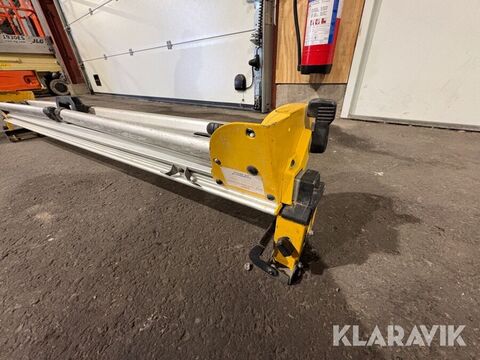 DeWalt DE7024-XJ 3