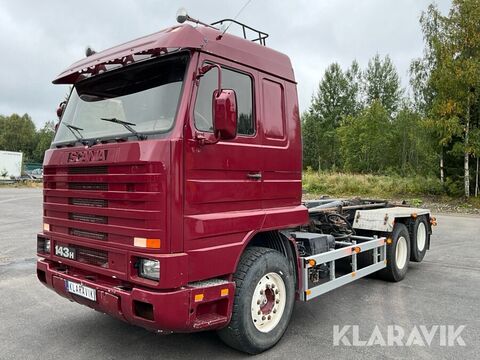 Scania R143