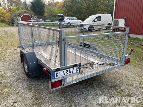 1300kg 2