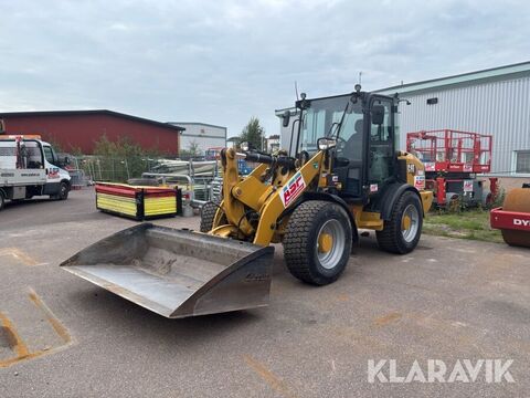 Caterpillar 906M