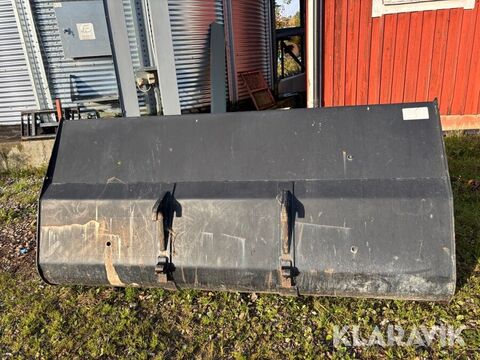 Universalsskopa Ålö Quicke 2,4 m med SMS/Trima F 2