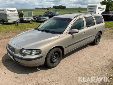 <strong>Volvo V70</strong><br />
