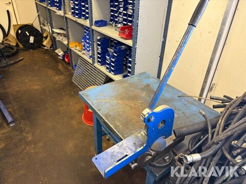 Sonstige Arbetsbänk med Handpress
