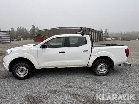 Nissan Navara King Cab 2