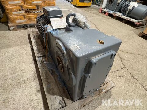 Drivesystems SK 9082.1AZBR-225MP/4 TF 3