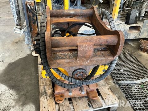 EC226 3