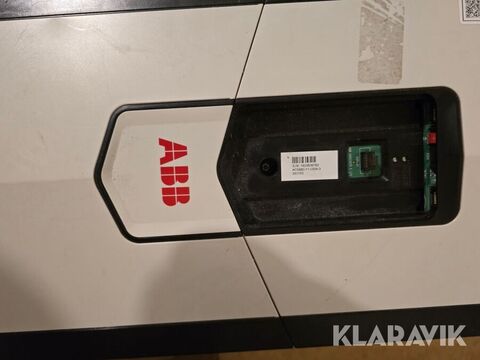 ACS880-11-032A-3+0J400+K470 2