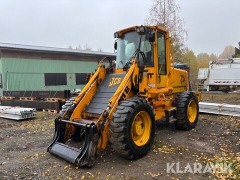 JCB 411B