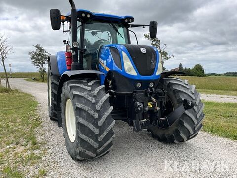 New Holland T7 245