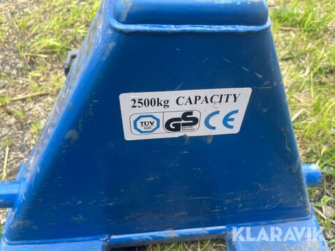Handtruck Attack 3