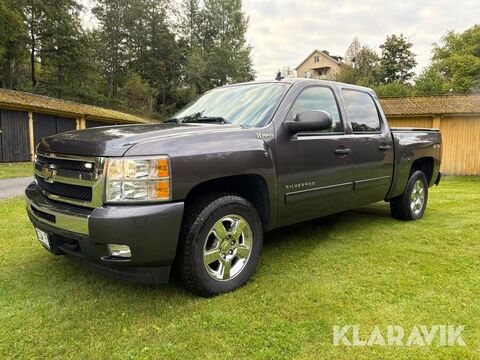 Chevrolet Silverado 1500 4WD Crew Cab 2HY