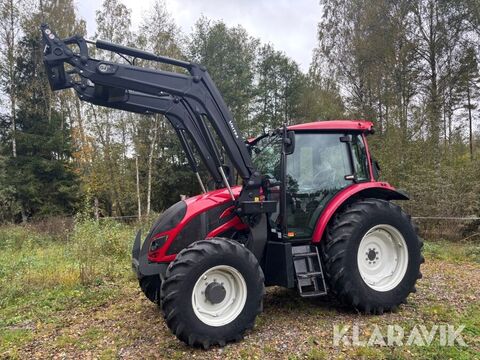 Valtra A104