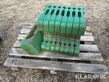 John Deere Frontvikter John Deere 8st