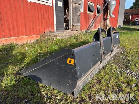 Planeringsskopa Ålö Quicke 2,5 m med SMS/Trima F 3