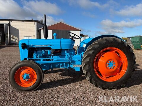 Ford Fordson Dexta 3