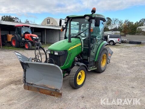 John Deere 3720