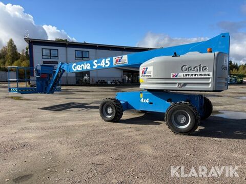 Genie S-45 2
