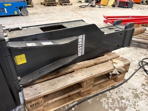 Mustang HM 1500 2