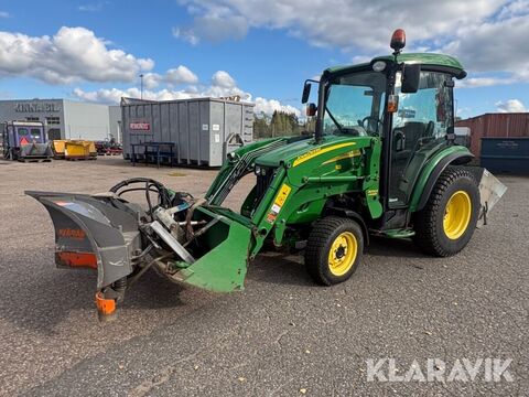 John Deere 3520