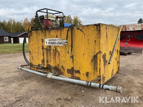 Vattentank med spridarrör 2