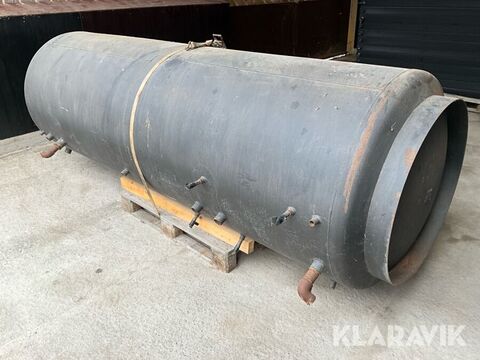 Värmesystem med 3m3 ackumulatortank och solfånga 2