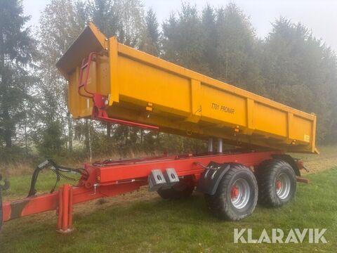 Pronar T701