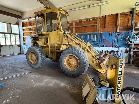 Caterpillar 910
